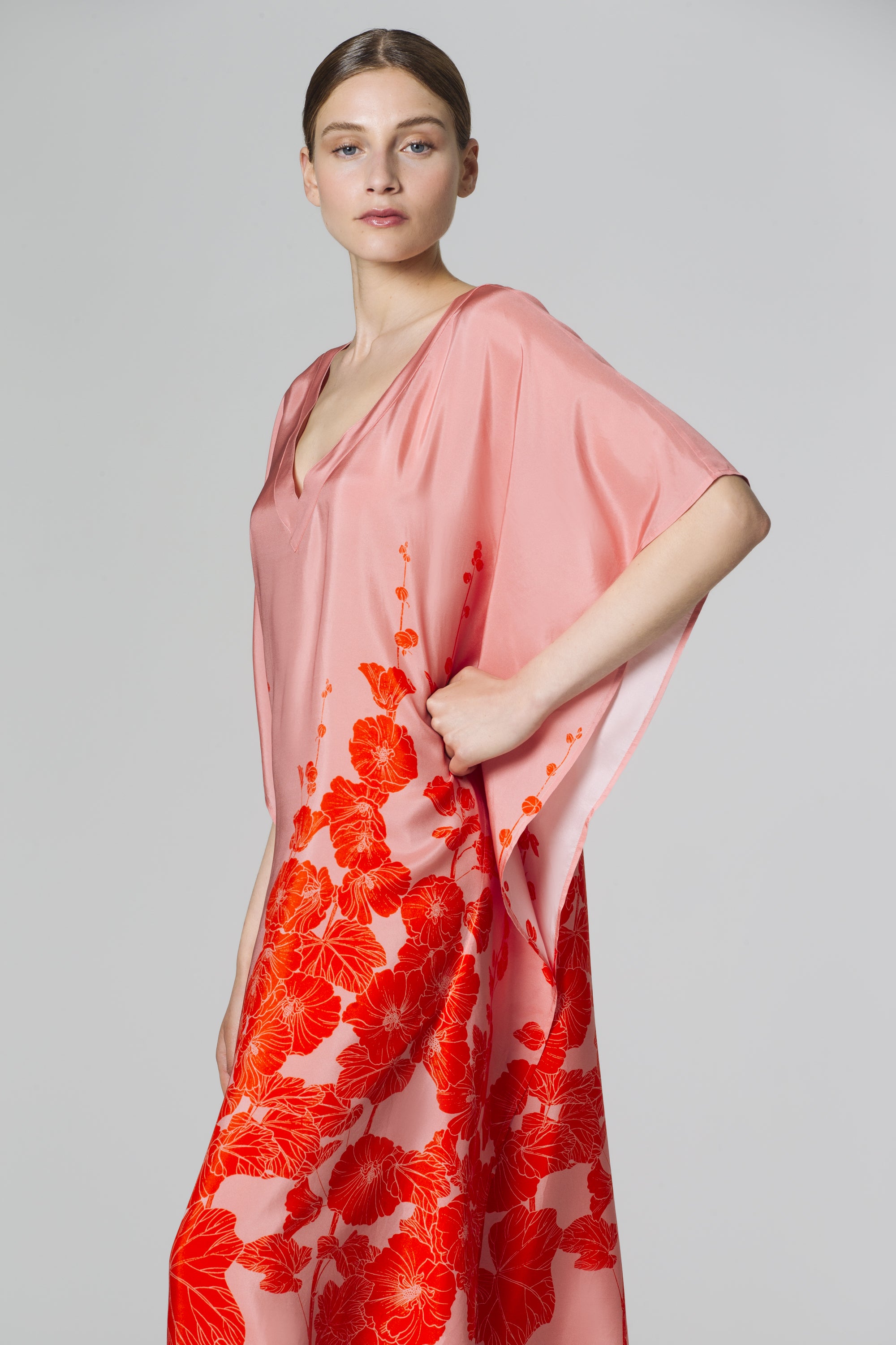 Frida Hollyhocks Pink