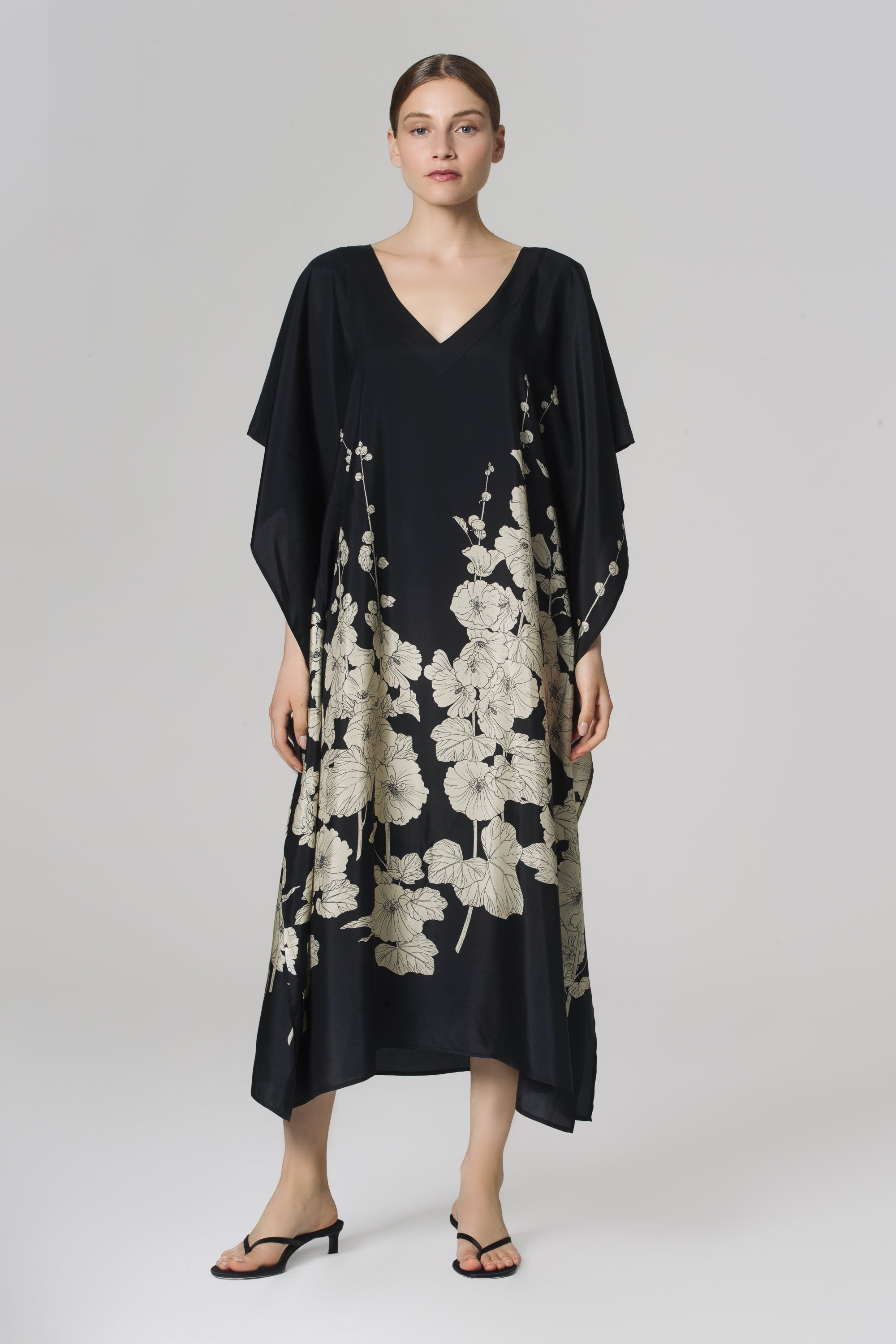 Frida Hollyhocks Black